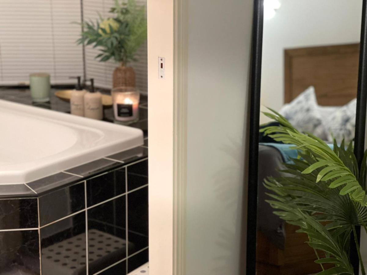 Chill Lux Spa Unit North Lakes Esterno foto
